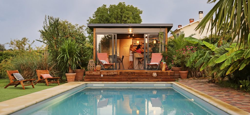 Tiny home en usage pool house